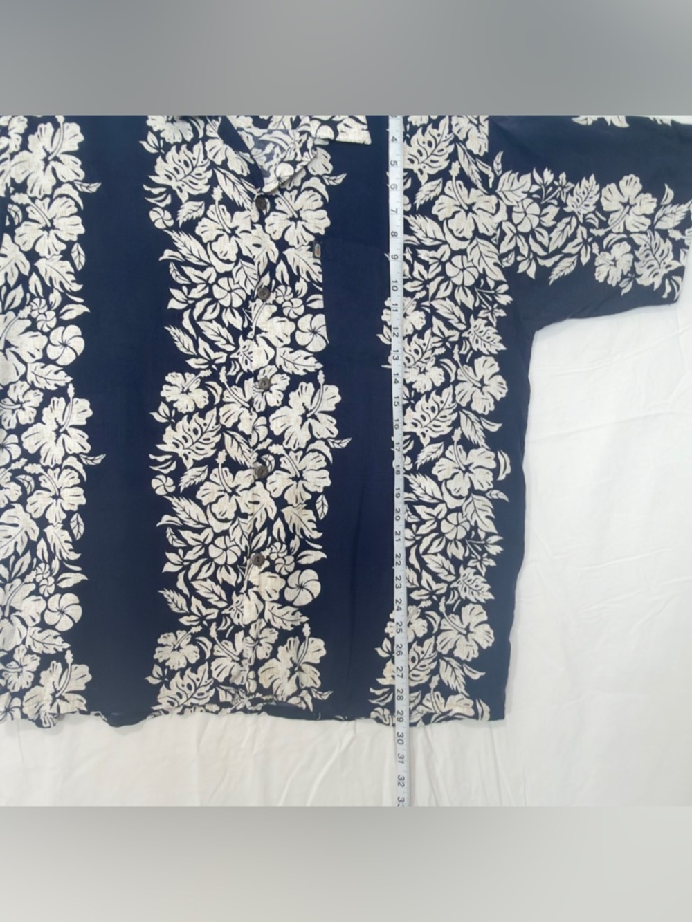 Classic Black Floral Hawaiian Button-Down Shirt - Picture 3 of 7